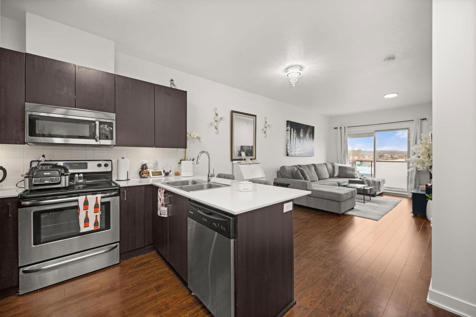 PublicWebsiteListing image 2